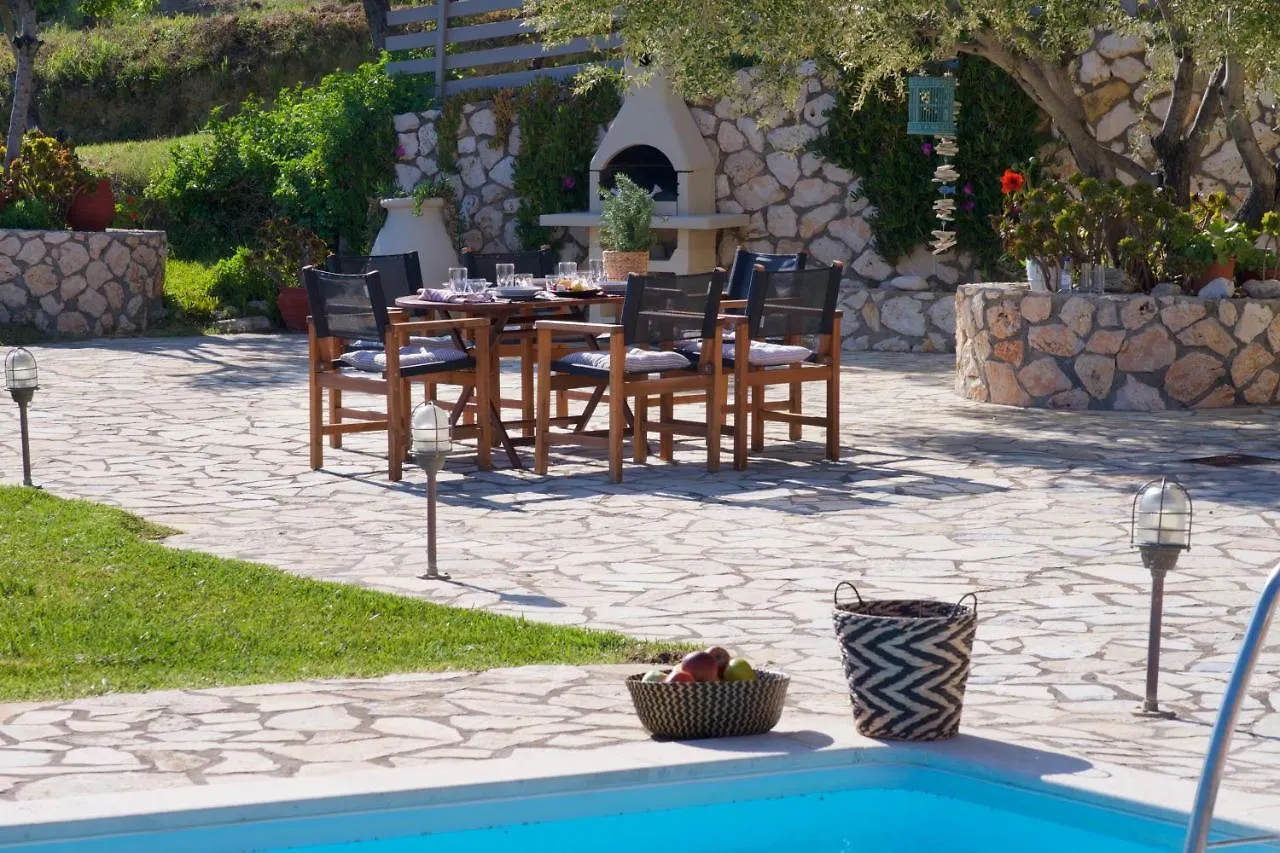 Trapezaki Villas, Seafront Accommodation Vila